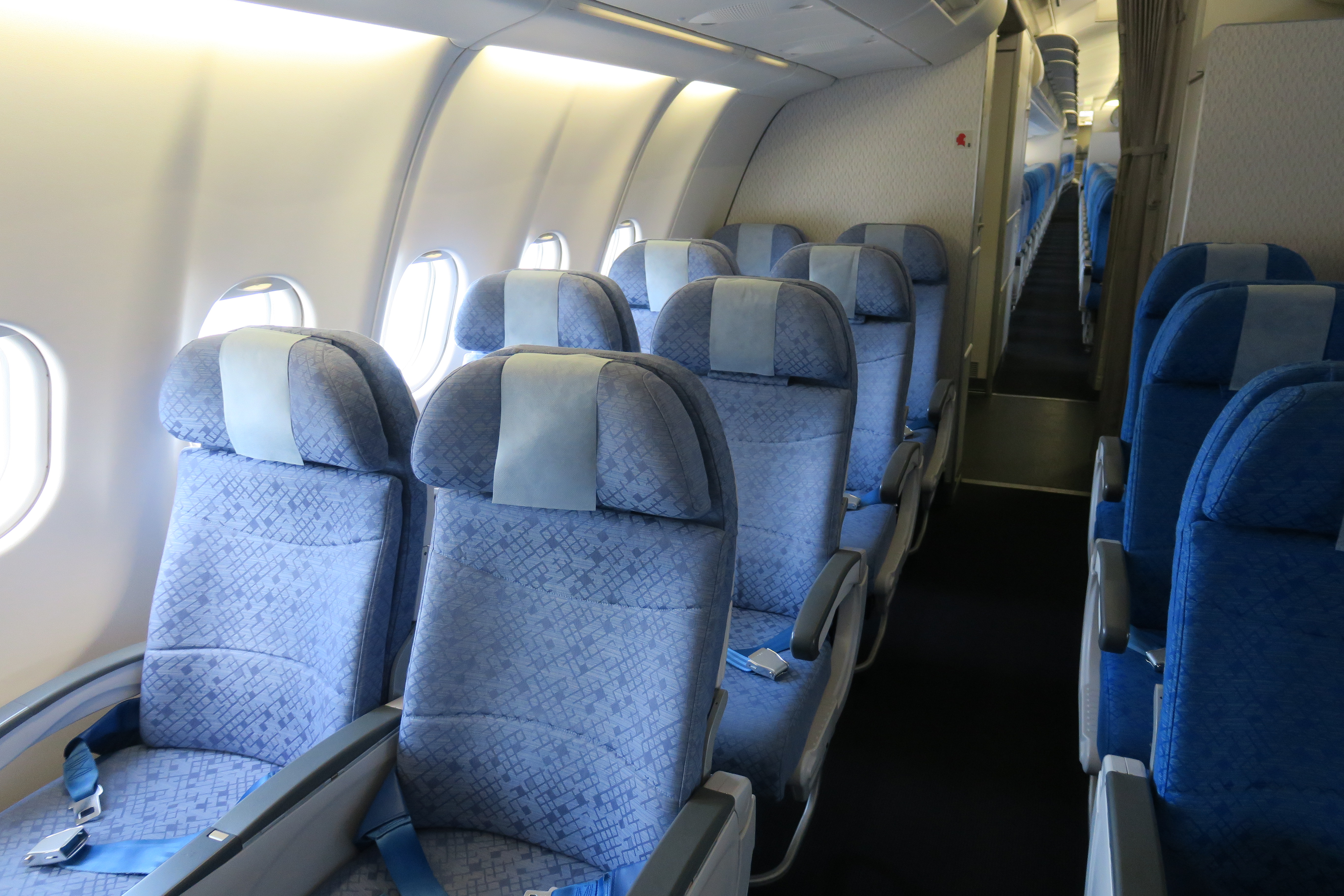Are These The Best Seats In Cathay Pacific A330 Economy
